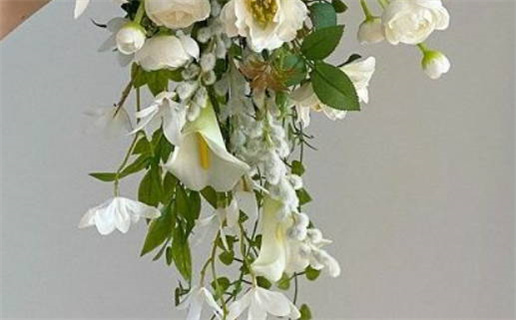 2025年农历闰六月廿八领证吉日查询 宜登记领证吉日查询