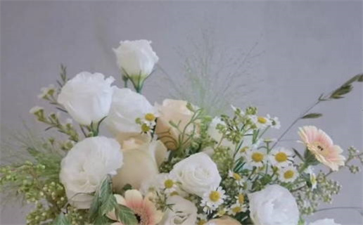 2025年农历十月廿二是不是乔迁吉日 今日乔迁新居好吗