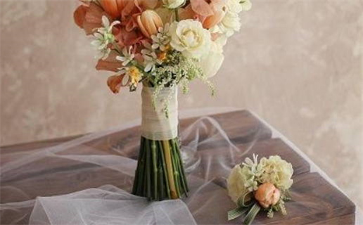 2025年农历冬月初六结婚吉日查询 办喜事吉利吗