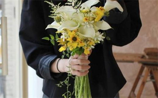 2025年04月17日是结婚好日子吗 适不适合办喜事