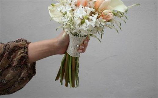 2025年10月10日乔迁日子如何 今日乔迁入住好吗